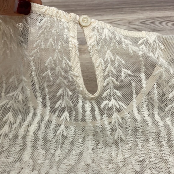 Kenar Cream Lace 3/4 Sleeve Blouse with Back Button Keyhole Size Medium - Picture 7 of 11